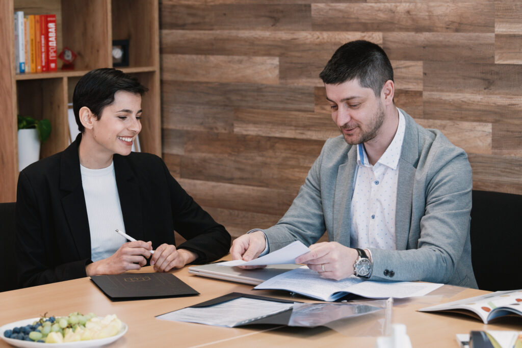 защо да избереш нас - Агенция "Мечта" - недвижими имоти April 15, 2026 About us EN