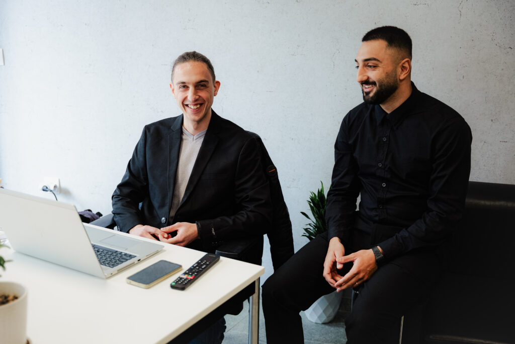 2.6 - Агенция "Мечта" - недвижими имоти април 15, 2026 За нас